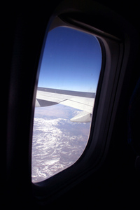 aiplane-window-view-below
