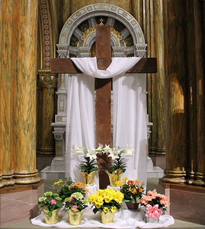 chapel-easter-cross