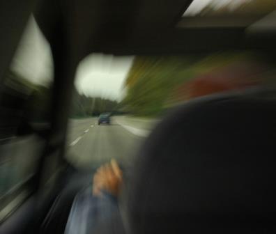 driving-car-blurry
