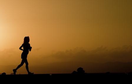 dusk-silhouette-runner