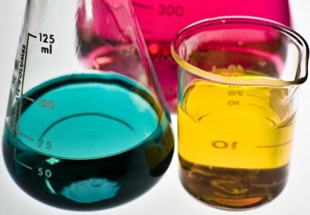 colorful-lab-beakers-freeimages.com