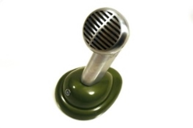 microphone-freeimages.com