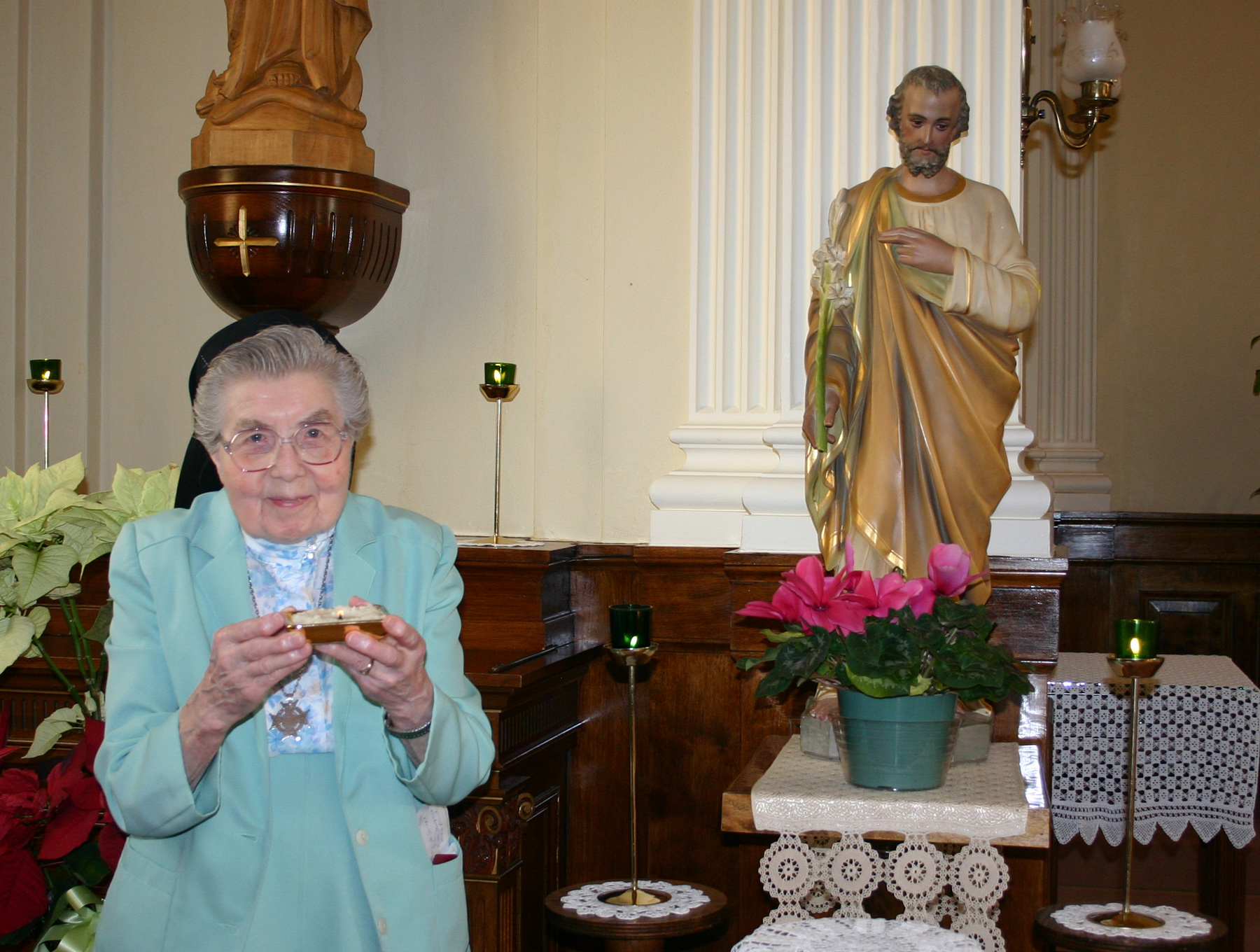 Sister Rita Marie in Villa chapel